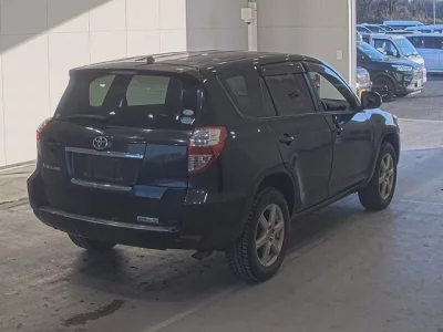 Toyota VANGUARD  с аукциона в Японии