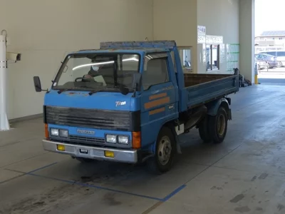 Mazda TITAN  с аукциона в Японии
