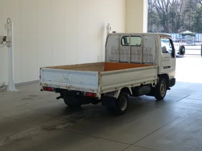 Nissan TRUCK  с аукциона в Японии