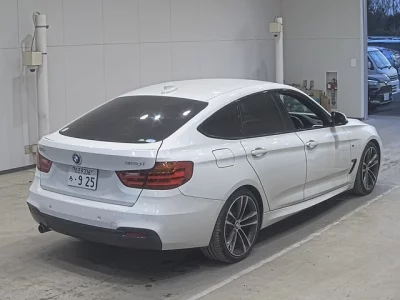 BMW 3-Series  с аукциона в Японии