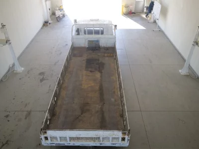 Mazda TITAN  с аукциона в Японии