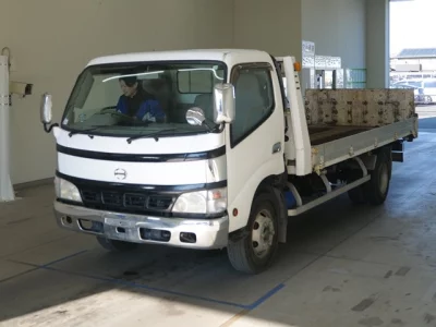 Hino DUTRO  с аукциона в Японии