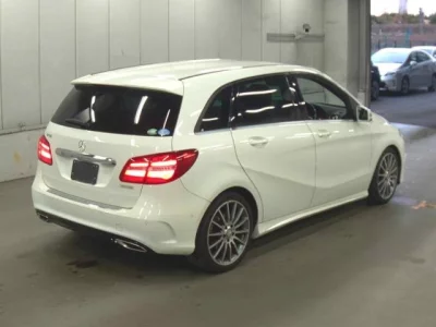 Mercedes-Benz B CLASS
