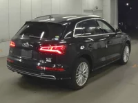 Audi Q5 лот № 328 оценка 4  с аукциона в Японии 1
