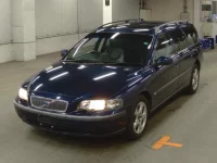 Volvo V70 лот № 7 оценка 4  с аукциона в Японии 3
