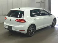 Volkswagen GOLF лот № 318 оценка 4.5  с аукциона в Японии 1