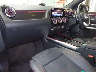 Mercedes-Benz GLA CLASS