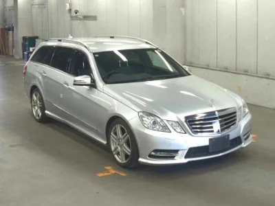 Mercedes-Benz E CLASS WAGON