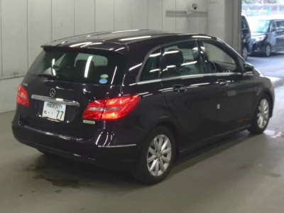 Mercedes-Benz B CLASS