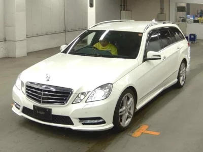 Mercedes-Benz E CLASS WAGON