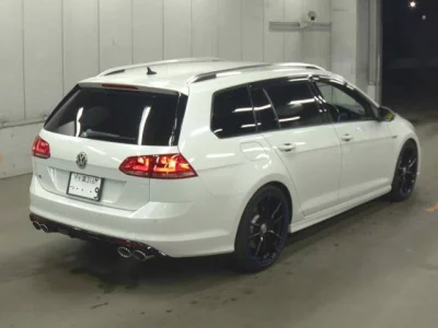 Volkswagen GOLF VARIANT