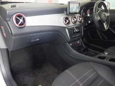 Mercedes-Benz GLA CLASS