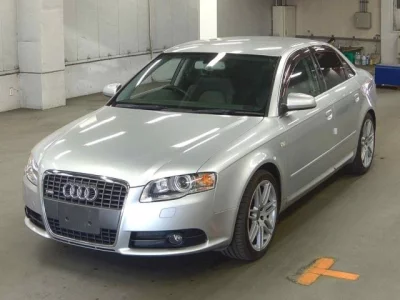 Audi A4  с аукциона в Японии