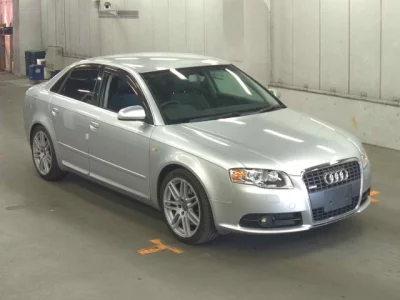 Audi A4  с аукциона в Японии