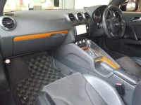 Audi TT лот № 584 оценка 4  с аукциона в Японии 2