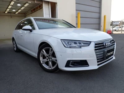 Audi A4  с аукциона в Японии