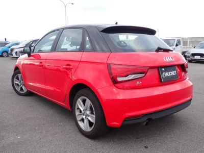Audi A1  с аукциона в Японии