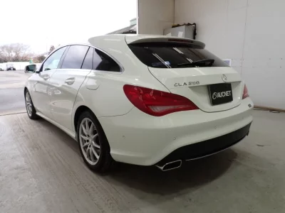 Mercedes-Benz CLA CLASS