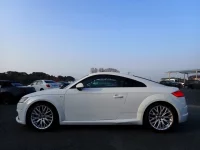 Audi TT лот № 33506 оценка 4  с аукциона в Японии 6