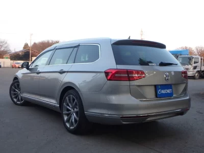 Volkswagen PASSAT VARIANT