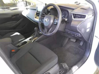 Toyota COROLLA TOURING  с аукциона в Японии