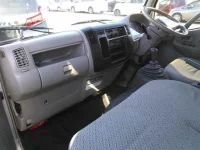 Toyota DYNA лот № 4029 оценка 3  с аукциона в Японии 5