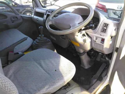 Toyota DYNA  с аукциона в Японии