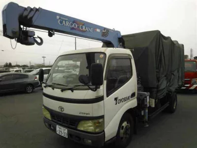Toyota DYNA  с аукциона в Японии