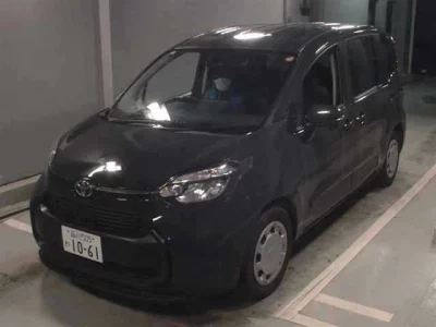 Toyota SIENTA  с аукциона в Японии