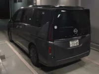 Nissan SERENA лот № 8134 оценка 4  с аукциона в Японии 1