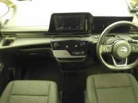 Nissan SERENA лот № 8142 оценка 4  с аукциона в Японии 7