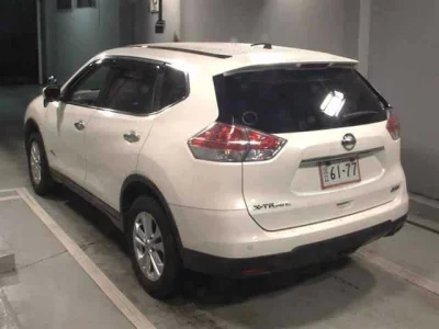 Nissan X-TRAIL