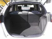 Honda FIT лот № 8204 оценка 4  с аукциона в Японии 9