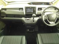 Honda FREED лот № 8269 оценка 3  с аукциона в Японии 7