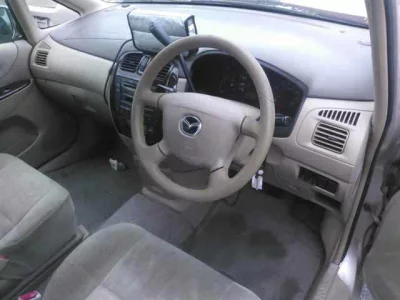 Mazda PREMACY  с аукциона в Японии