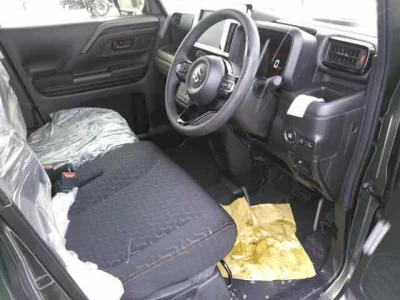 Suzuki SPACIA GEAR  с аукциона в Японии