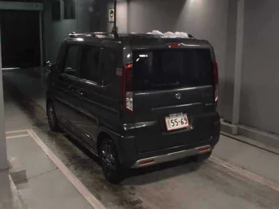 Suzuki SPACIA GEAR  с аукциона в Японии