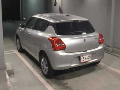Suzuki SWIFT  с аукциона в Японии