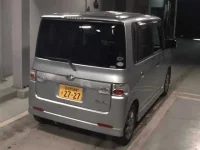 Daihatsu TANTO лот № 3012 оценка 3.5  с аукциона в Японии 4