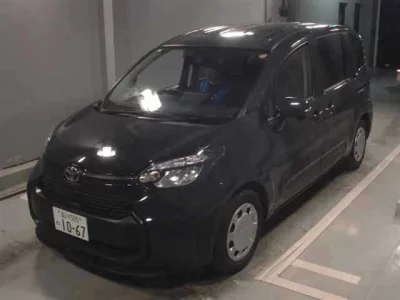 Toyota SIENTA  с аукциона в Японии
