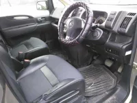 Nissan SERENA лот № 8050 оценка 3  с аукциона в Японии 2