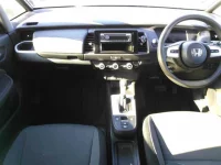 Honda FIT лот № 8315 оценка 4  с аукциона в Японии 7