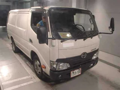 Hino DUTRO  с аукциона в Японии