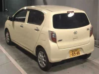 Daihatsu MIRA E S лот № 3034 оценка 4  с аукциона в Японии 1