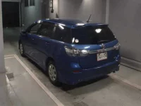 Toyota WISH лот № 349 оценка R  с аукциона в Японии 1