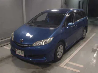 Toyota WISH  с аукциона в Японии
