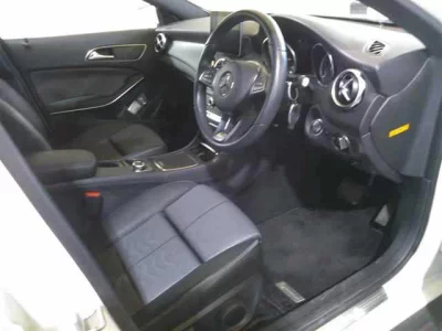 Mercedes-Benz GLA CLASS