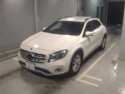 Mercedes-Benz GLA CLASS