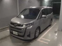 Toyota NOAH лот № 8480 оценка R  с аукциона в Японии 3