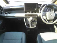 Toyota NOAH лот № 8480 оценка R  с аукциона в Японии 7